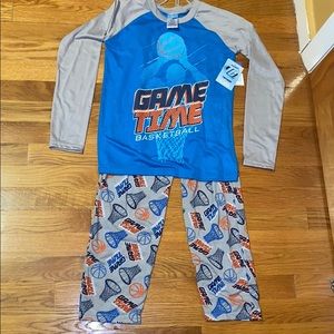 Boy’s Game Time Pajamas size 8